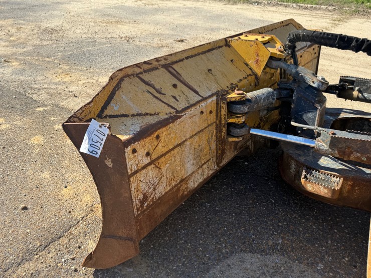 deere-650k-xlt-image-18