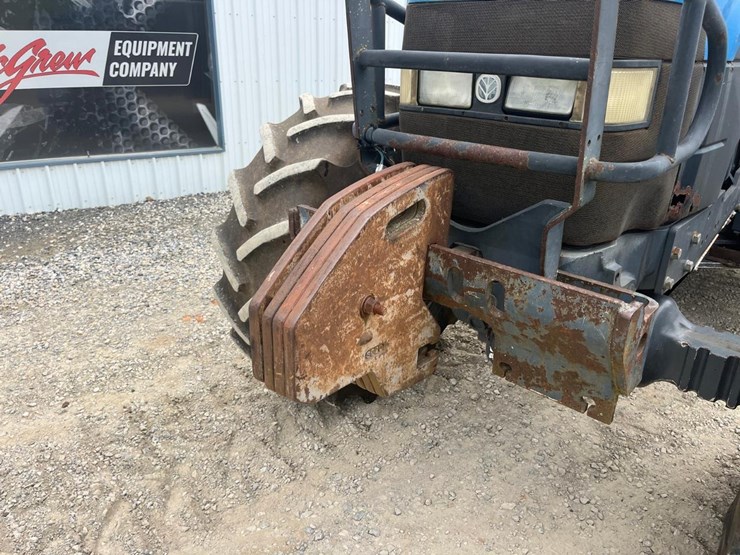 new-holland-tv140-image-9