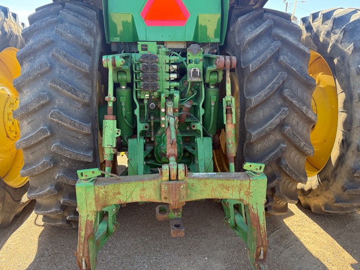 john-deere-8420-image-38