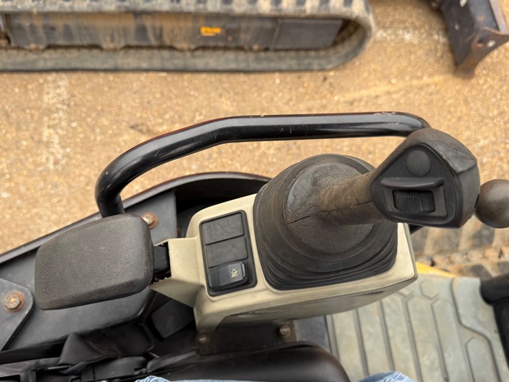 caterpillar-305e2-cr-image-29