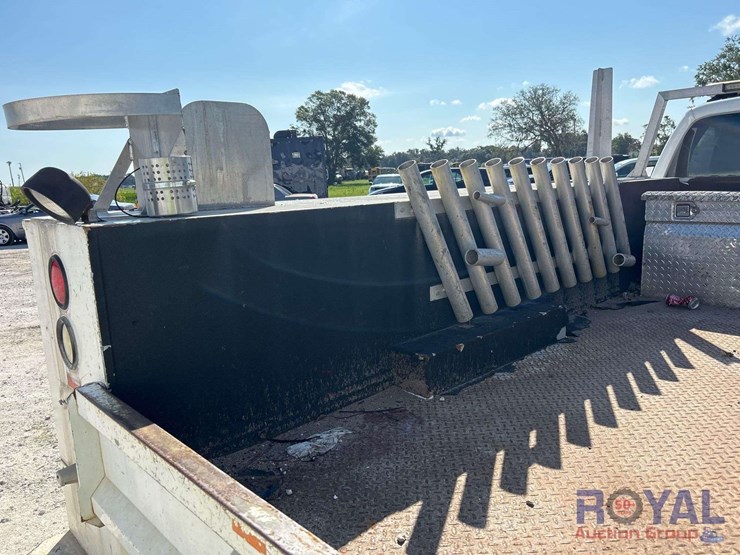 2011-ford-f350-image-28