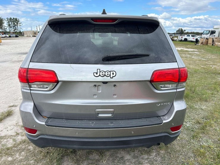 2017-jeep-grand-cherokee-image-25