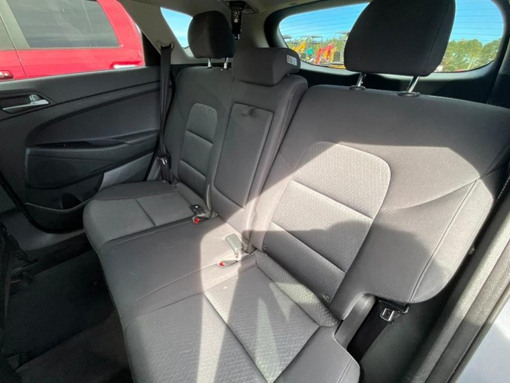 2017-hyundai-tuscon-(at,-1.6l,-miles-read-140074,-image-18