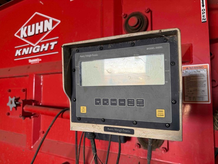 kuhn-knight-ra136-image-11