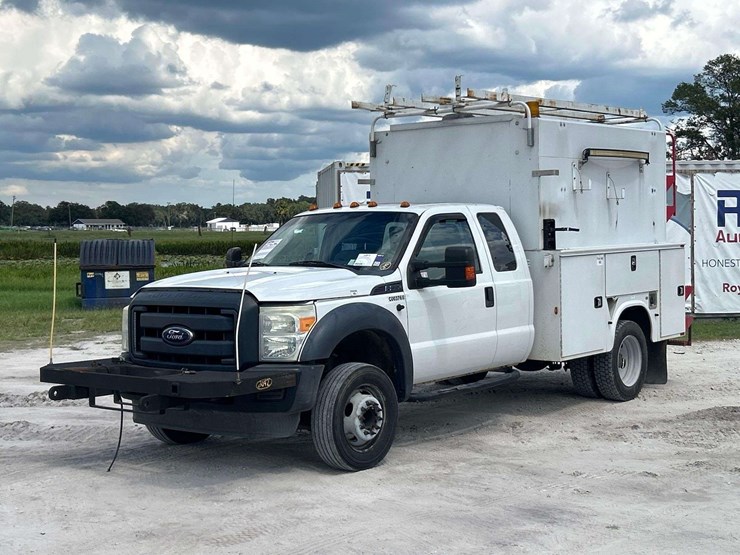 2016-ford-f550-image-1