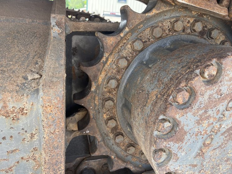 2020-volvo-ec200el-image-11