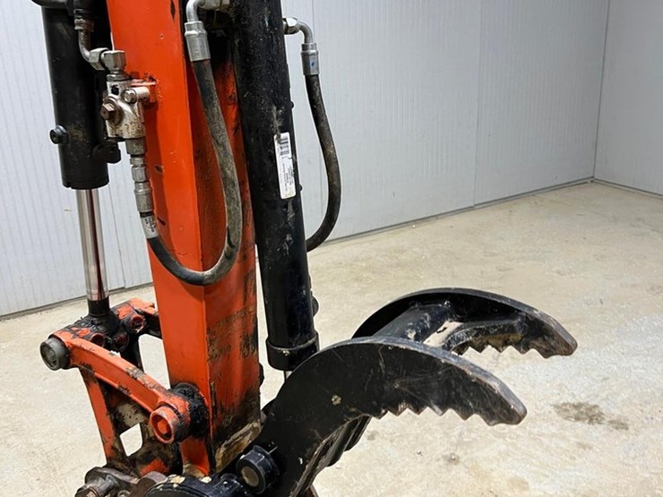 kubota-kx033-4-image-12