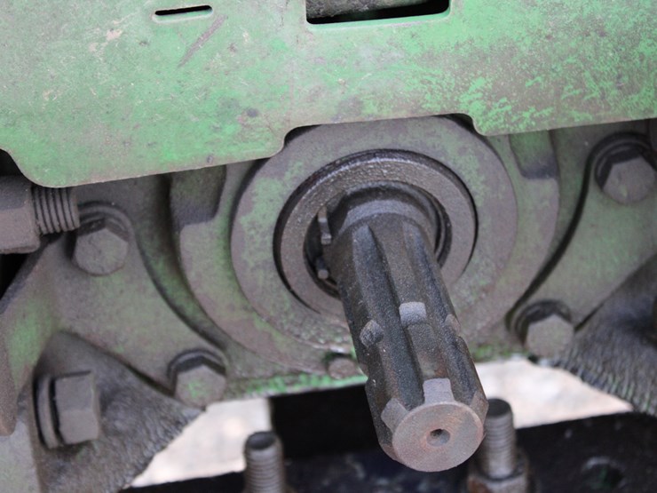 john-deere-4440-image-31