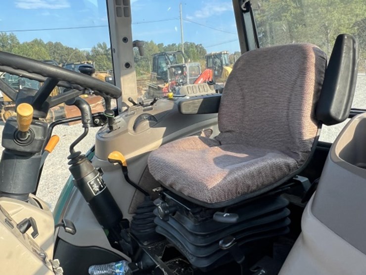 2012-john-deere-5083e-image-11