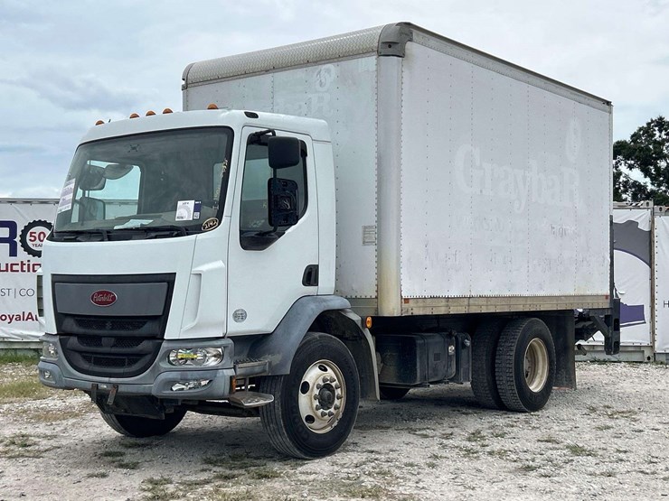 2017-peterbilt-220-image-1