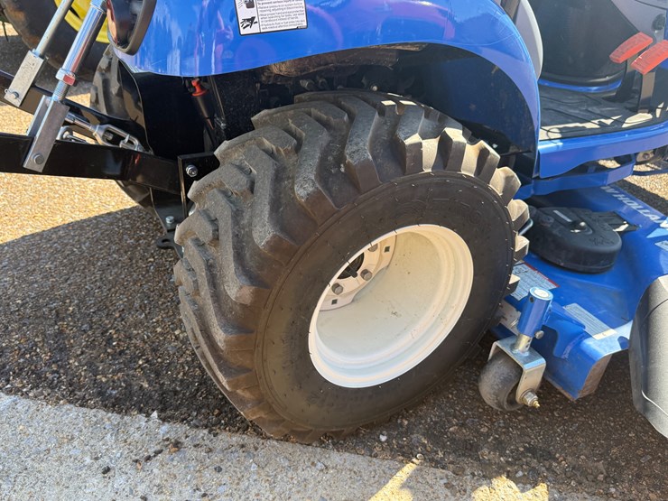 new-holland-workmaster-25s-image-17