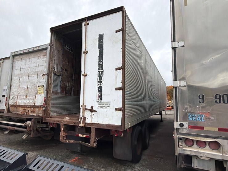 fruehauf-trailer-image-7