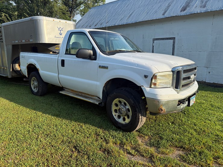 2005-ford-f350-image-2