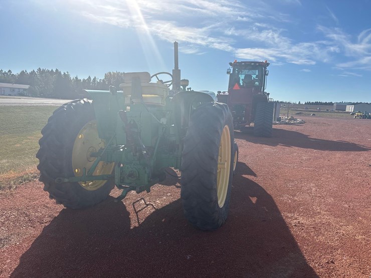 1962-john-deere-3010-image-6