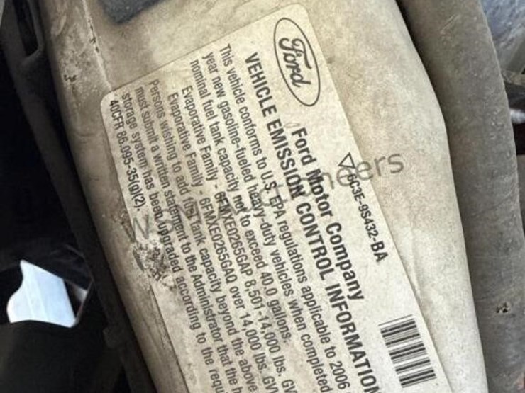 2006-ford-f350-image-13