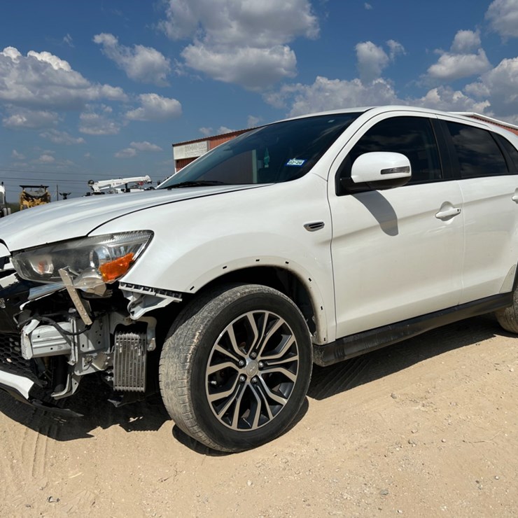 2018 MITSUBISHI OUTLANDER