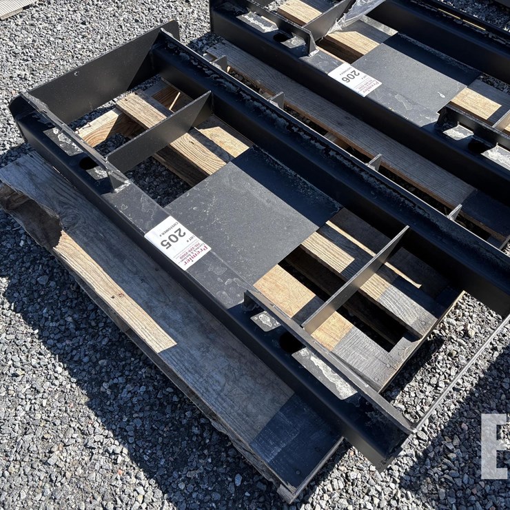 PABREAK BALE SPEAR FRAME