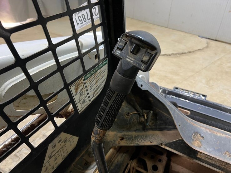 2019-bobcat-t550-image-25