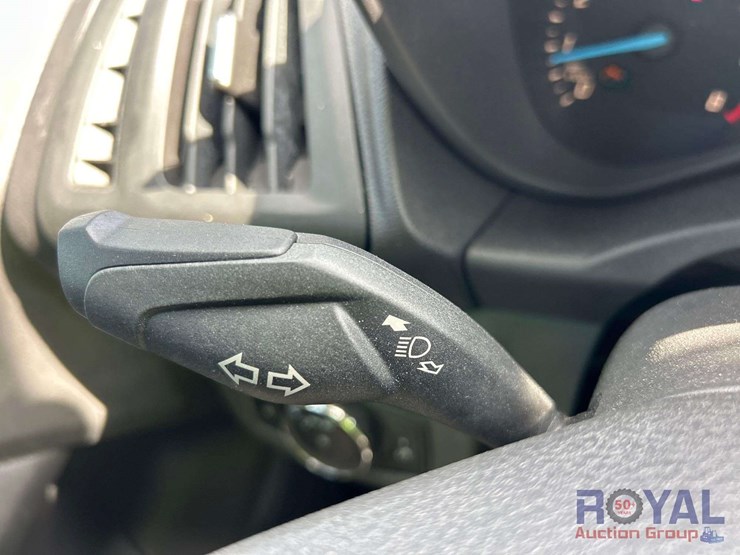 2014-ford-transit-connect-image-14