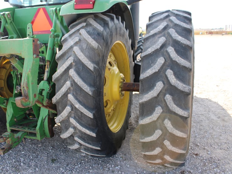 john-deere-8320-image-27