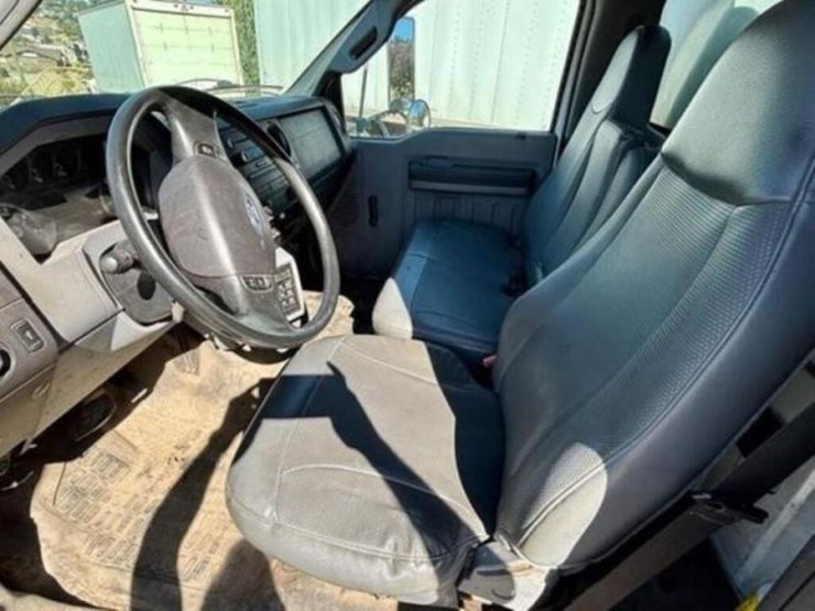 2013-ford-f750-xl-image-60