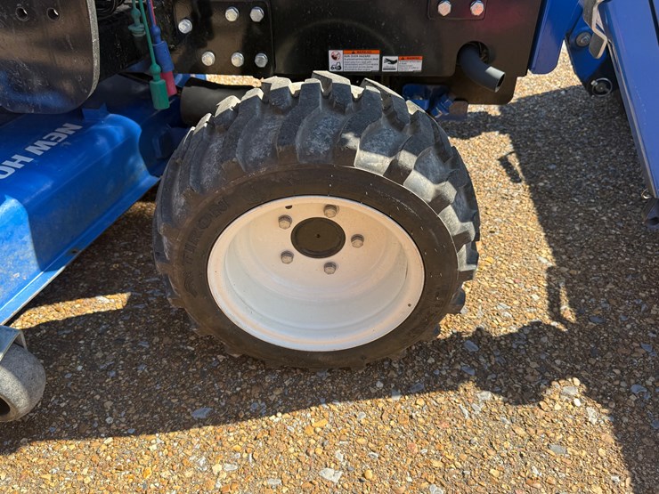 new-holland-workmaster-25s-image-15