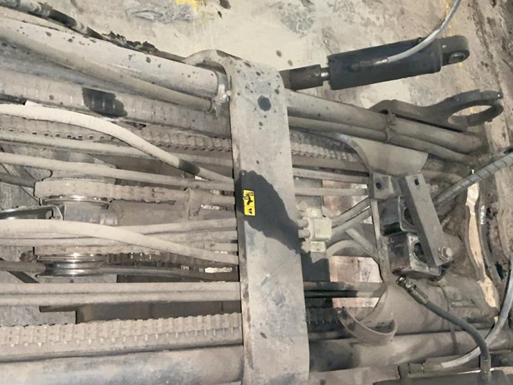 #162-•-cat-forklift-mast-image-9