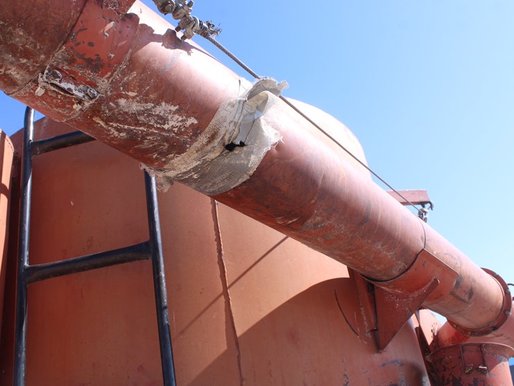 international-1250-image-12