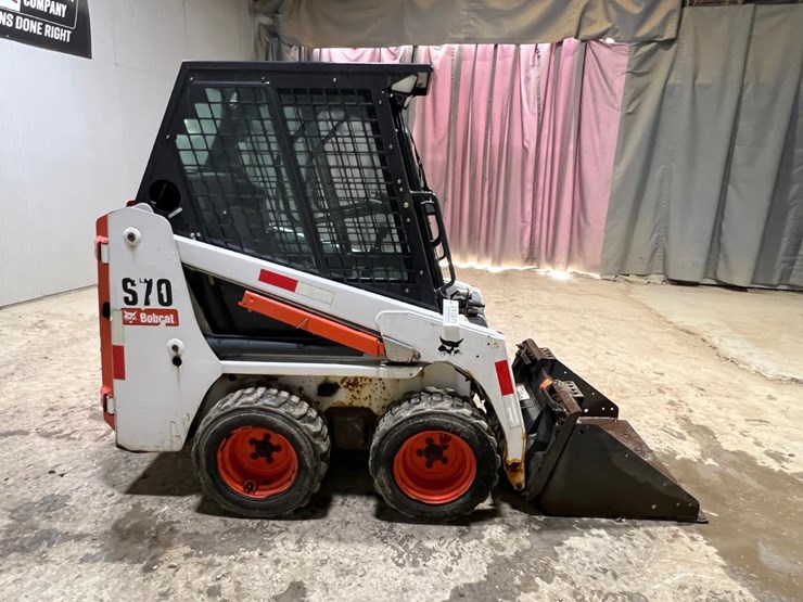 2014-bobcat-s70-image-6