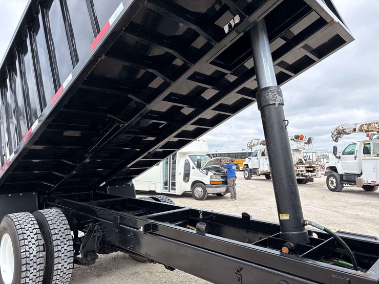 2020-international-mv607-16ft-morgan-dump-truck-image-15