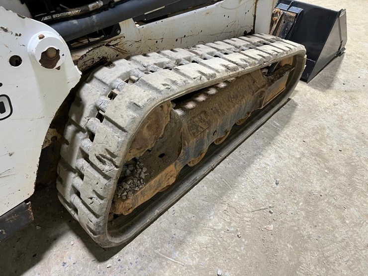 2019-bobcat-t550-image-17