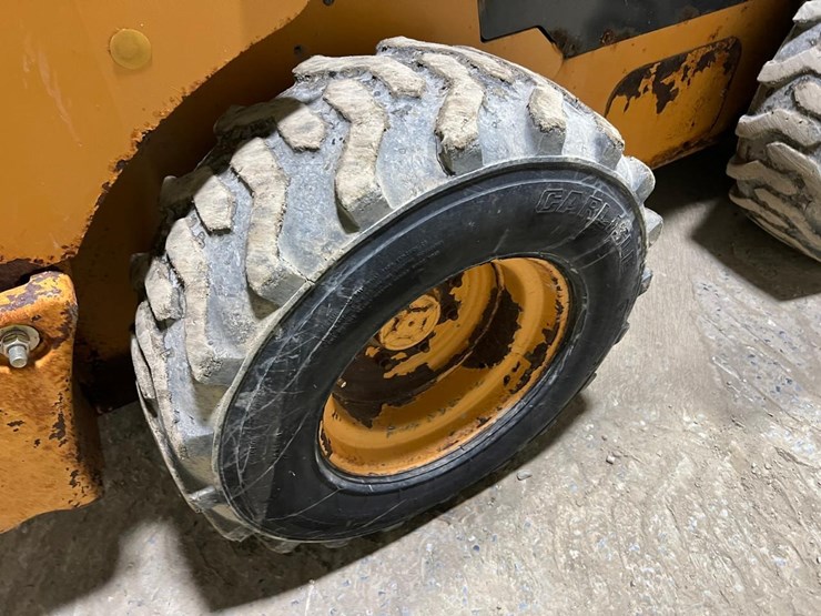 2015-case-sr220-image-15