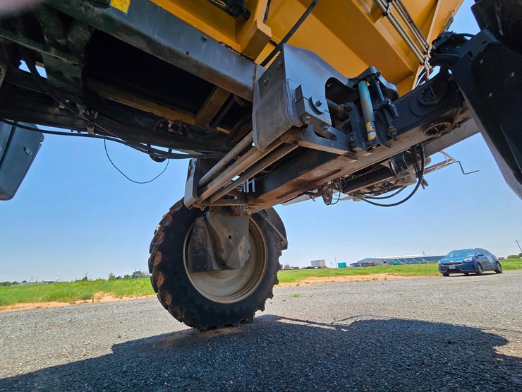 2017-ag-chem-rg1300b-image-29