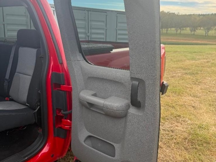 2007-chevrolet-silverado-1500-image-8