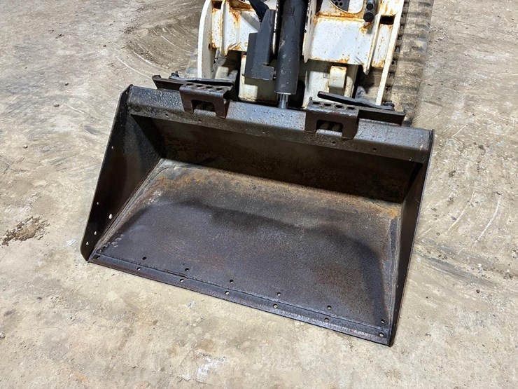 2022-bobcat-mt100-image-10