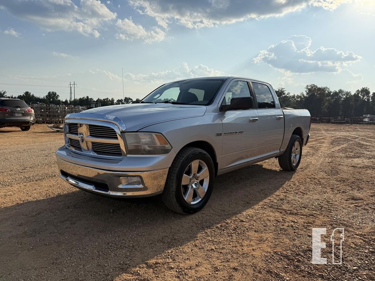 2012-dodge-ram-1500-image-1