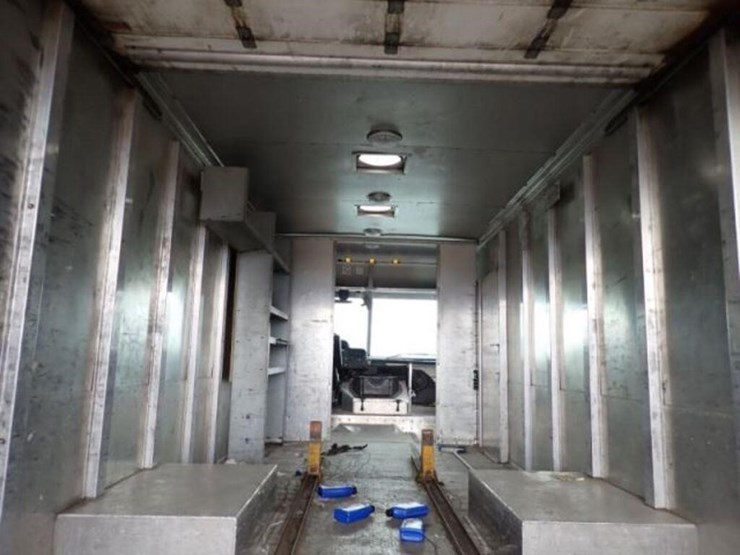 2013-freightliner-mt55-image-46