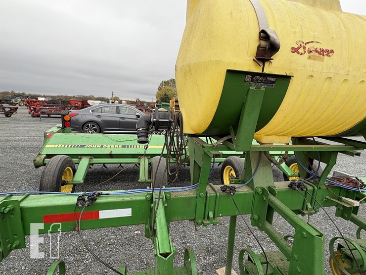 john-deere-100-image-2