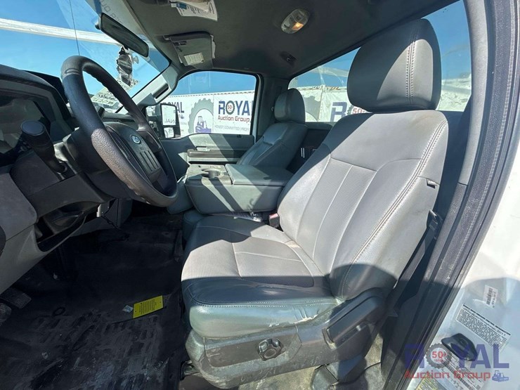 2011-ford-f350-image-12