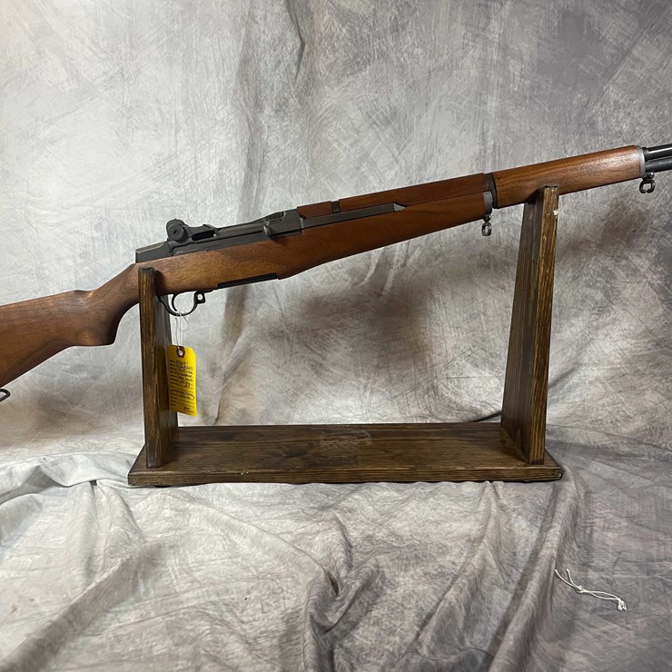 #2076 • H & R M1 Garand 30-06 SPRG Semi-Auto Rifle, SN: 4768520