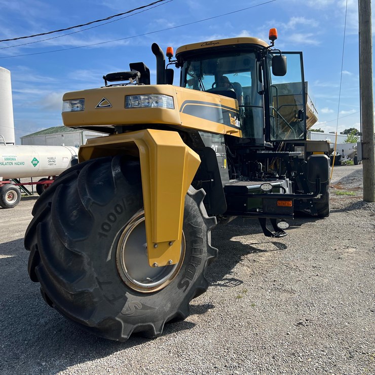 2019 TerraGator 7300 Spinner truck