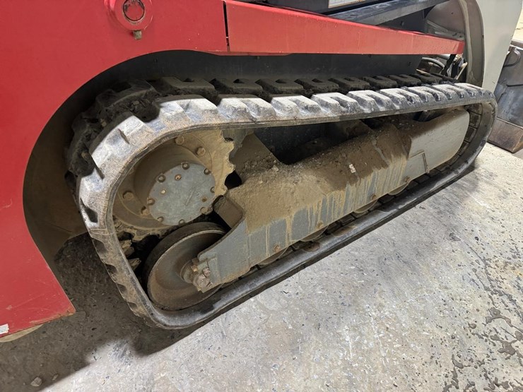 takeuchi-tl230-image-16