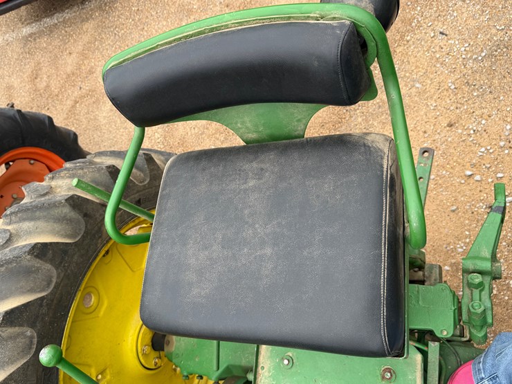 john-deere-50-image-17