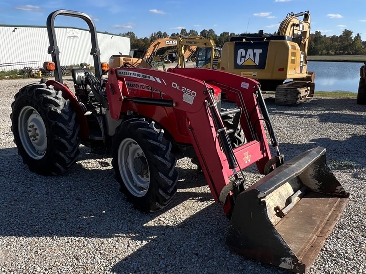 2016-massey-ferguson-2615-image-1
