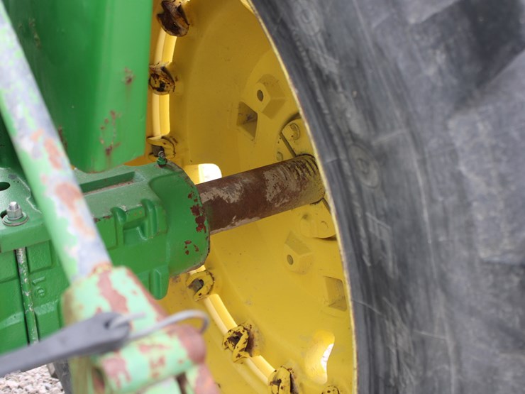 john-deere-4520-image-56