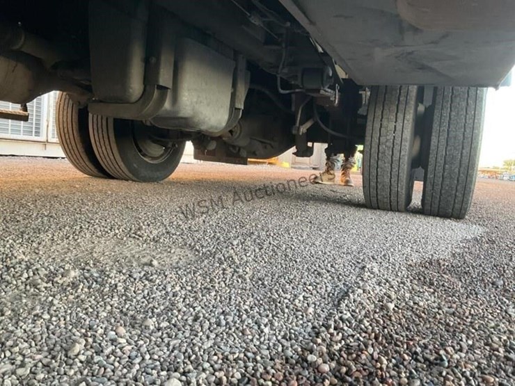 2013-ford-f550-image-31