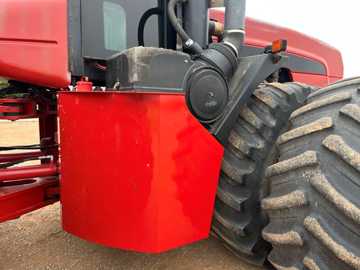 2008-versatile-535-image-10