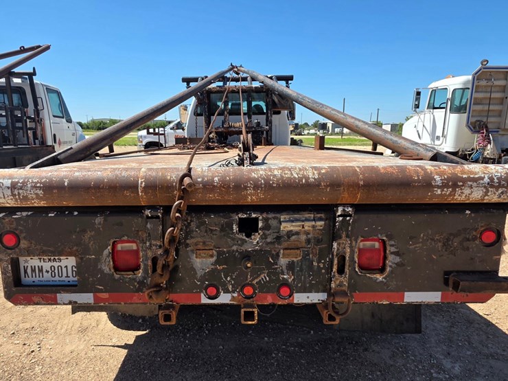 2012-ford-f750-image-19