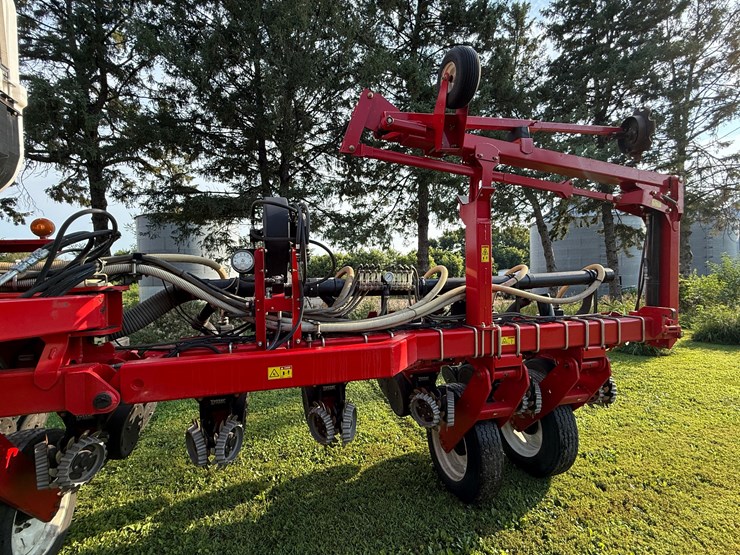 2014-massey-ferguson-8800-image-10