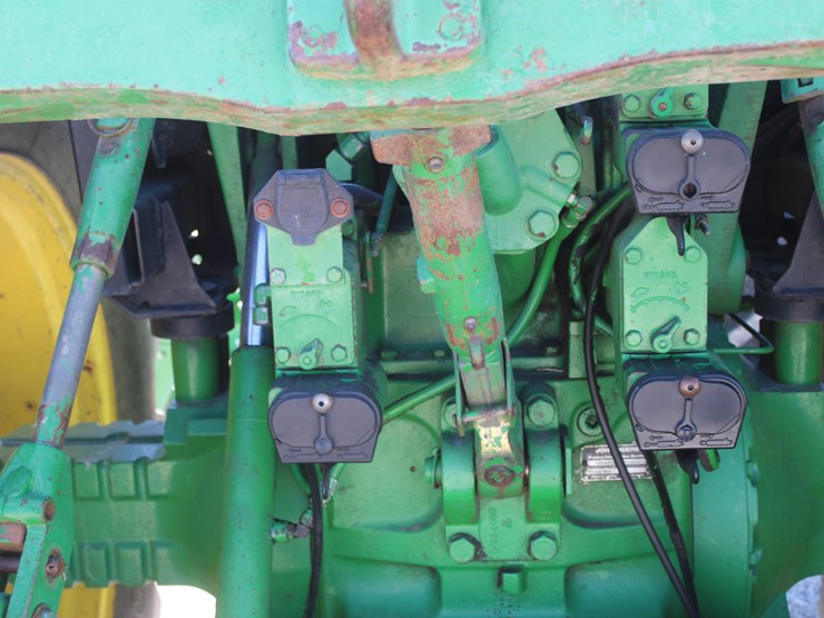 john-deere-4755-image-23